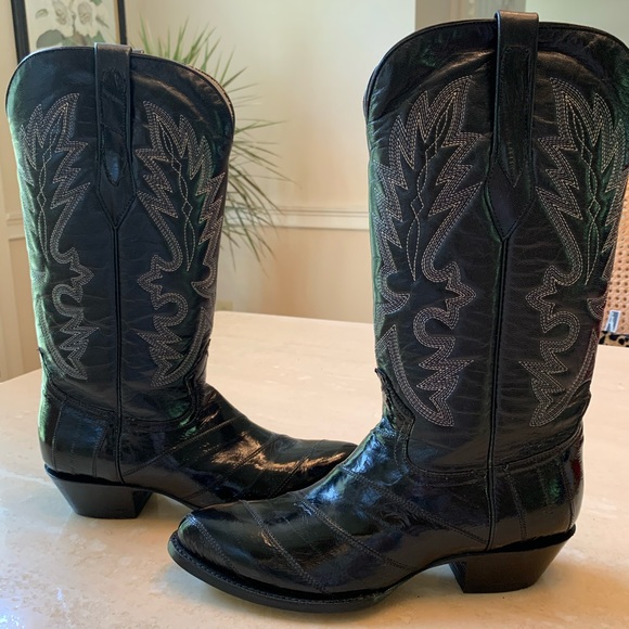 Corral Shoes - Never Worn Black Corral Cowboy Boots!